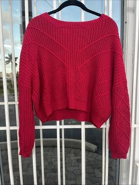 Cropped Textured Knit Sweater - Red